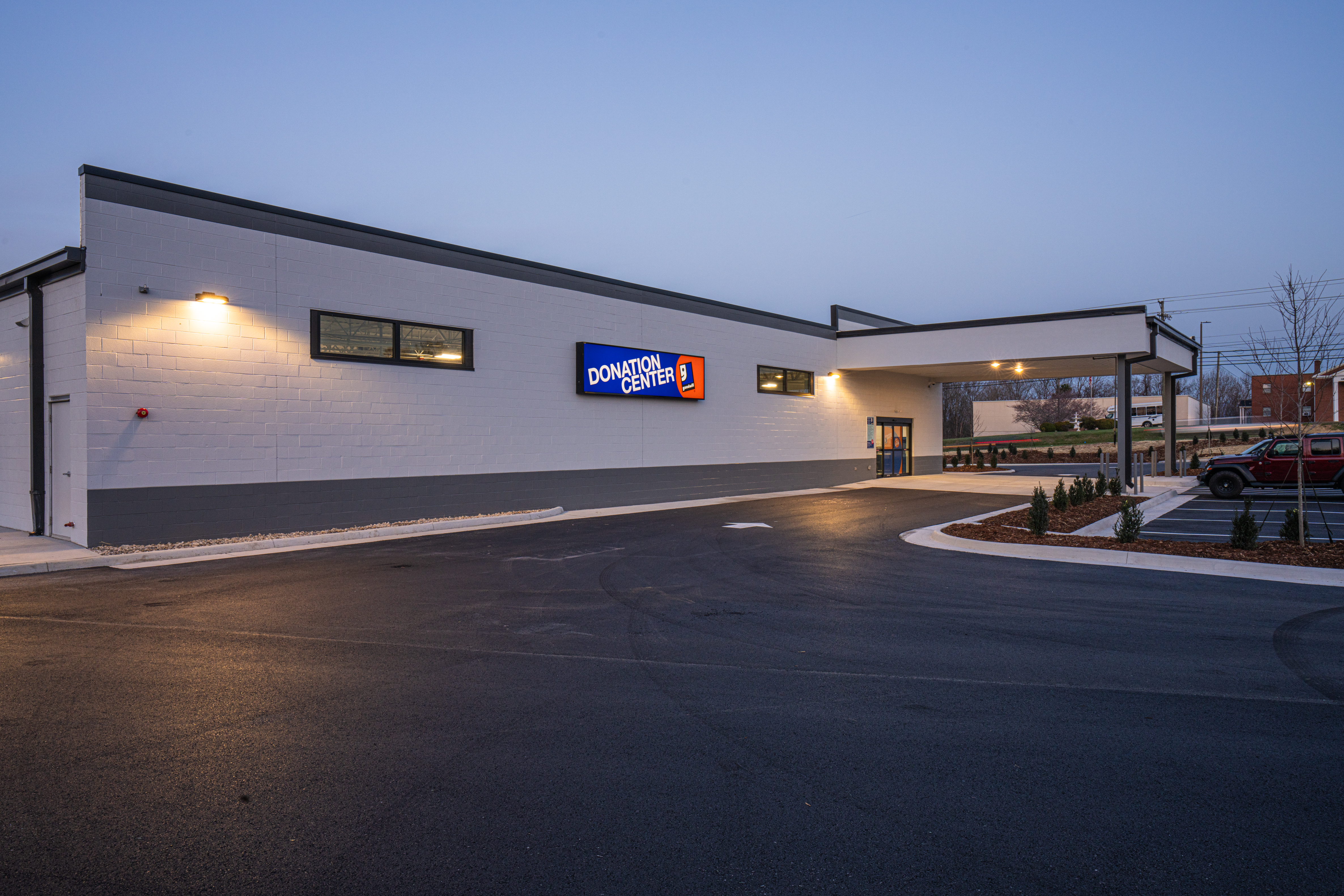 picture of the drive thru donation showing the entire side of the building viewed from the back side